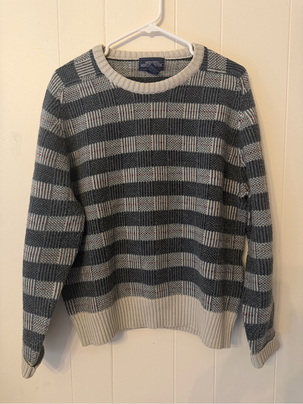 Vintage Classic Crewneck Stripe Sweater - Gray & Cream
